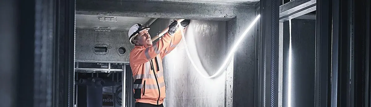 Construction-site lighting, France — image 3