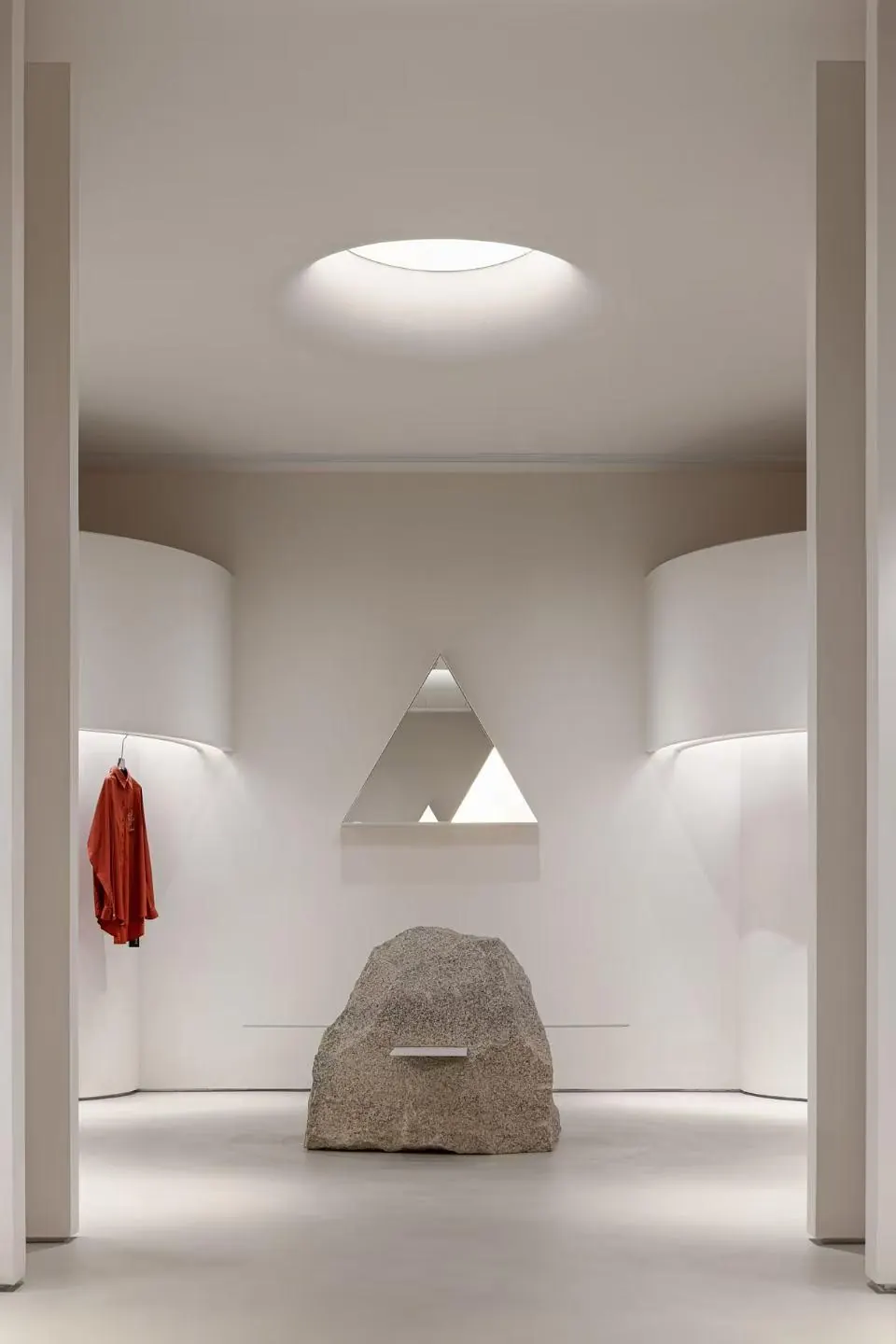 Fashion boutique, Hangzhou — image 3