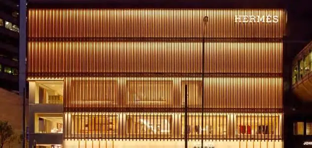 Luxury flagship façade, Hong Kong — image 2